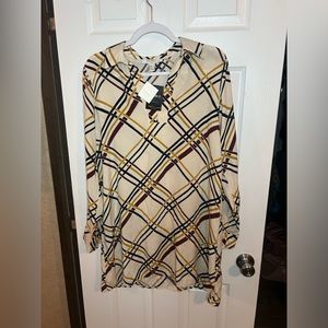 Collared V-Neck Long-Sleeve Woven Knit Dress 
Forever 21 Contemporary